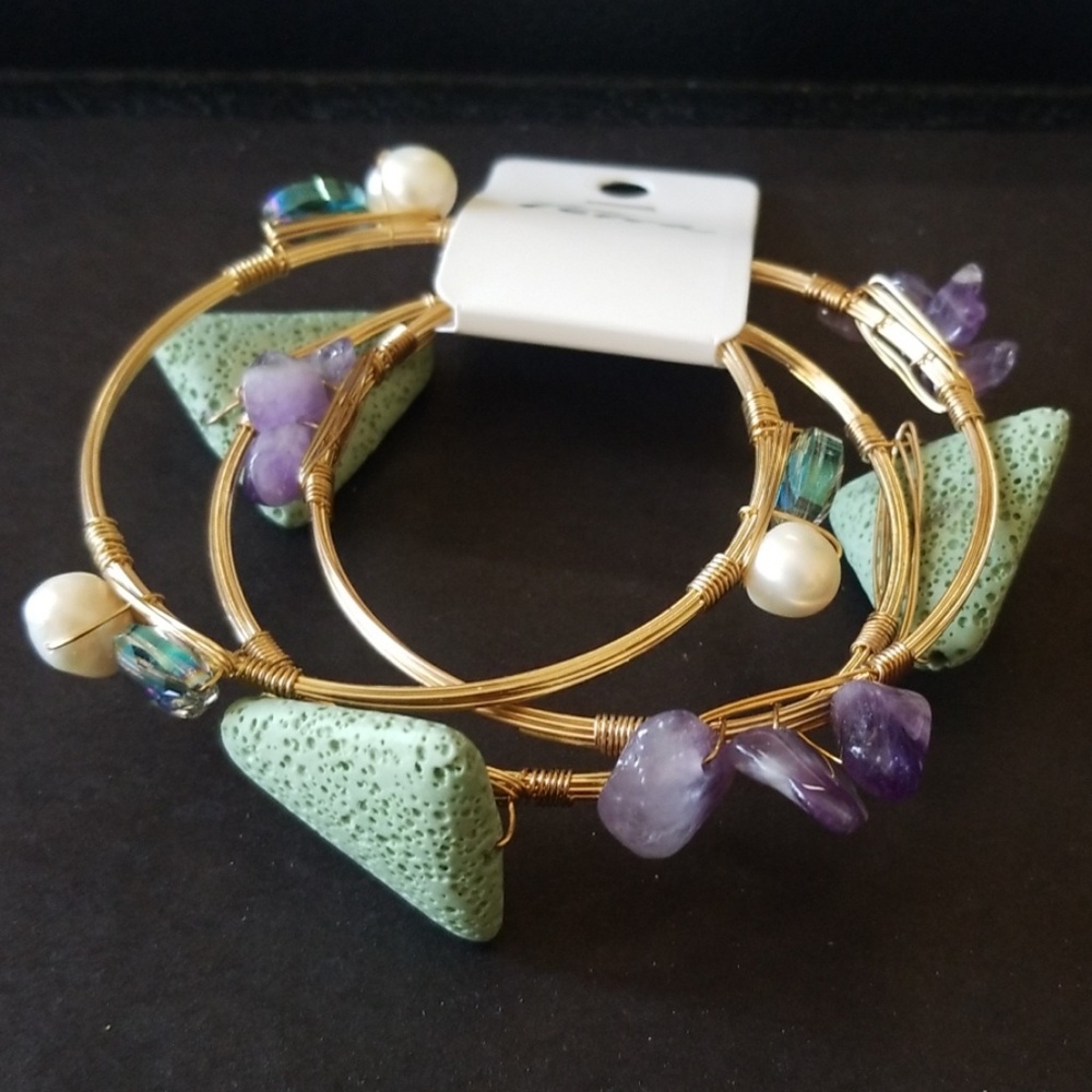 Beautiful earthy bracelet